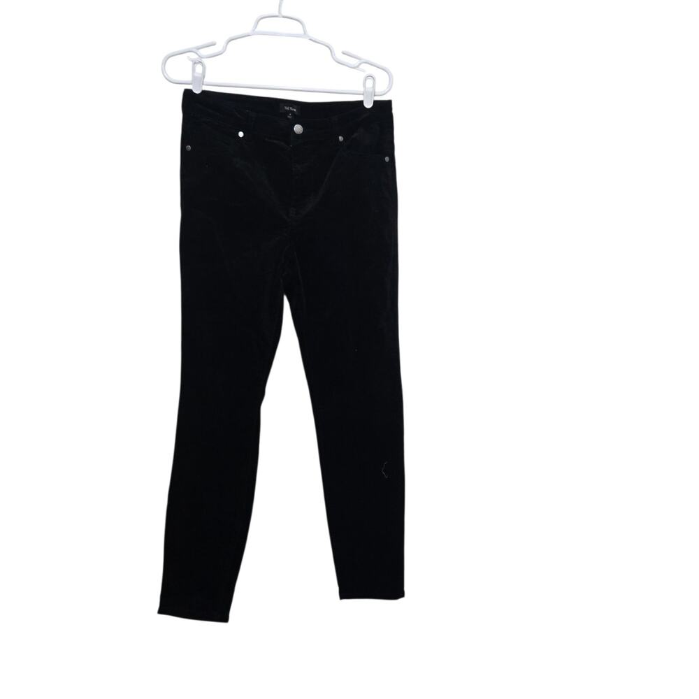Well Worn Black Luxe Velvet High Rise Tapered Pants 8/29